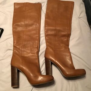 Gorgeous Nine West cognac leather boots